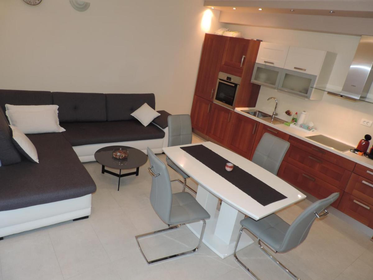 4Me Apartments Vranjic 외부 사진